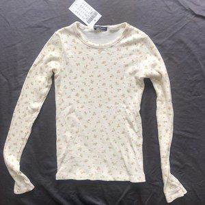 white long sleeve thermal with flowers